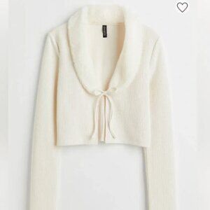 H&M Cream Ribbed Knit Tie Front Cropped Fur Collar Cardigan Size S NWT